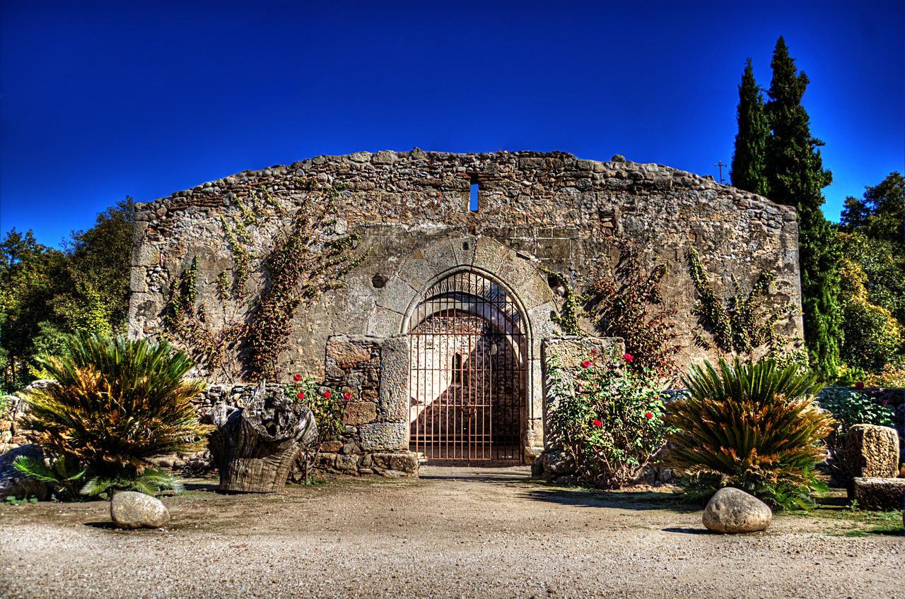 La Ermita De Los Llanos Hotel Arenas de San Pedro Luaran gambar